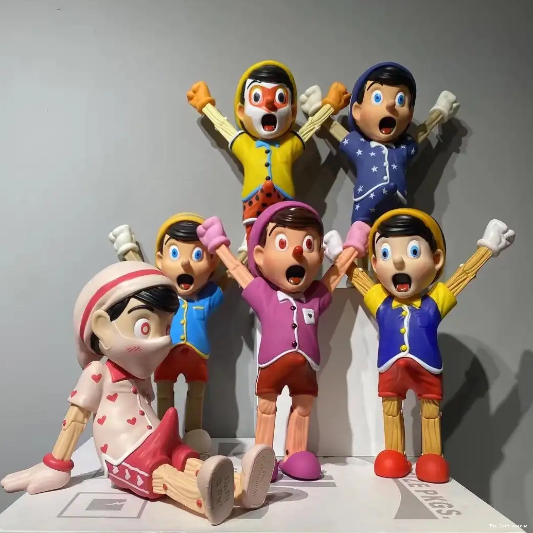 FIGURES AWAKENING) WOOD (A PINOCCHIO CLASSIC 0518